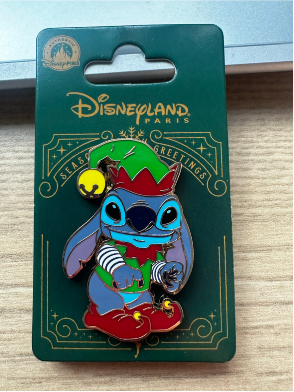 Disney Disneyland Paris Stitch Christmas Season's Greetings Single Pin